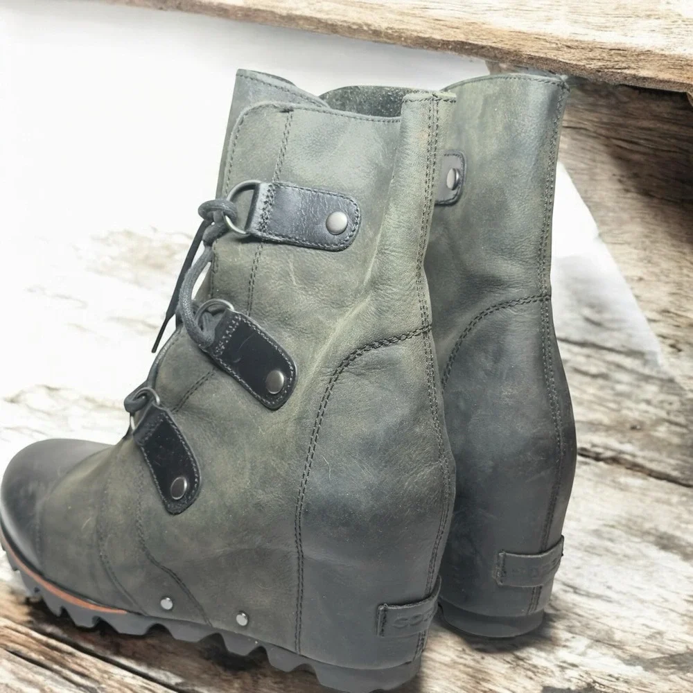 Sorel Joan of Arctic II Wedge Boots Women's Size 9.5 EUC